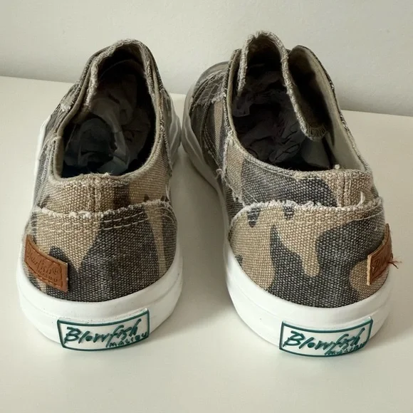NEW Blowfish Marley Slip On Sneaker Natural Camouflage Canvas Brown‎ Size 8.5 - Picture 3 of 10